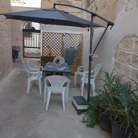 La Corte Della Zia Santa Apartment San Cesario di Lecce Exterior photo